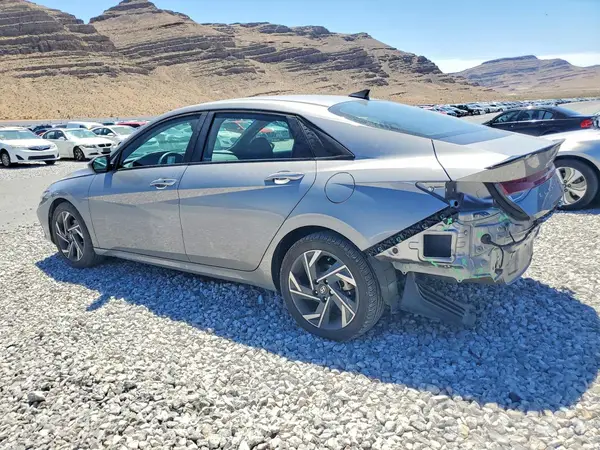 KMHLM4DG0SU931167 2025 HYUNDAI ELANTRA - Image 2