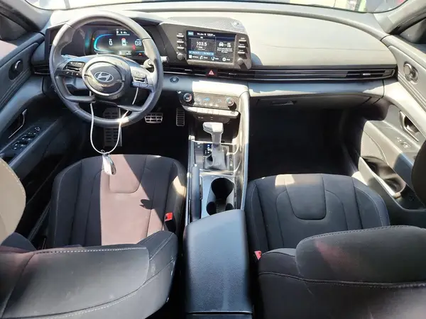 KMHLM4DG0SU951287 2025 HYUNDAI ELANTRA - Image 8