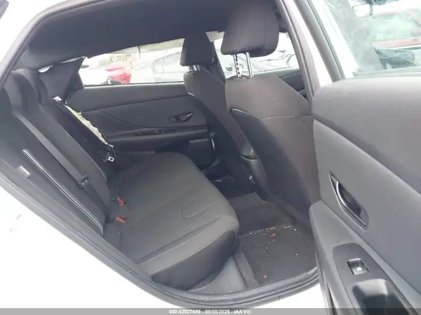 KMHLM4DG0SU951483 2025 HYUNDAI ELANTRA - Image 8