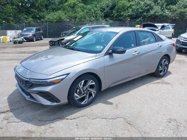 KMHLM4DG0SU955999 2025 HYUNDAI ELANTRA - Image 2