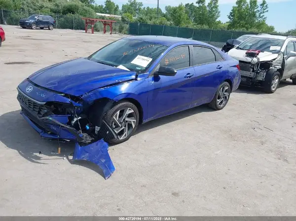 KMHLM4DG0SU968607 2025 HYUNDAI ELANTRA - Image 2