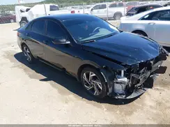 KMHLM4DG0SU972110 2025 HYUNDAI ELANTRA