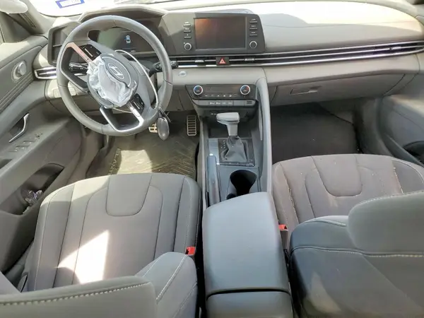 KMHLM4DG0SU974634 2025 HYUNDAI ELANTRA - Image 8