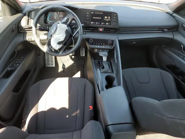 KMHLM4DG0SU991076 2025 HYUNDAI ELANTRA - Image 8
