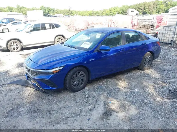 KMHLM4DG1RU640526 2024 HYUNDAI ELANTRA - Image 2