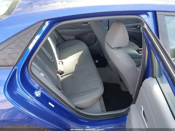 KMHLM4DG1RU640526 2024 HYUNDAI ELANTRA - Image 8