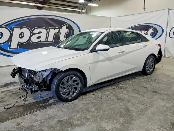 KMHLM4DG1RU641661 2024 HYUNDAI ELANTRA - Image 1