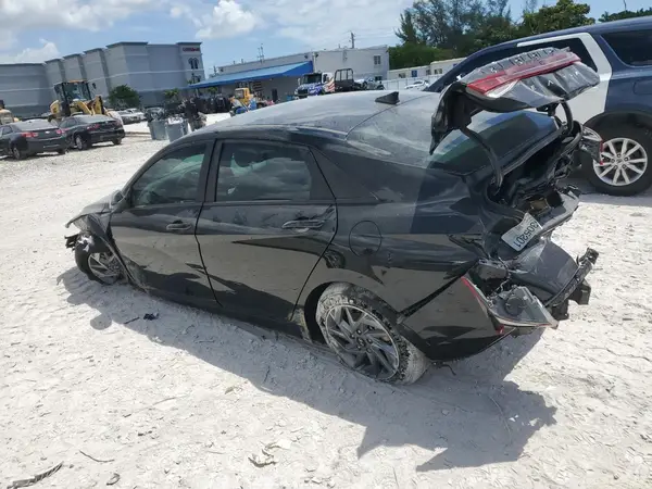 KMHLM4DG1RU643250 2024 HYUNDAI ELANTRA - Image 2