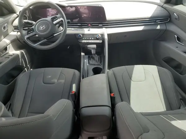 KMHLM4DG1RU643250 2024 HYUNDAI ELANTRA - Image 8