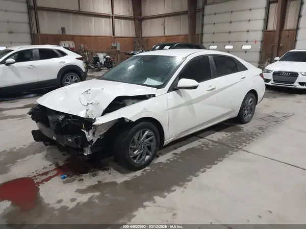 KMHLM4DG1RU650991 2024 HYUNDAI ELANTRA - Image 2