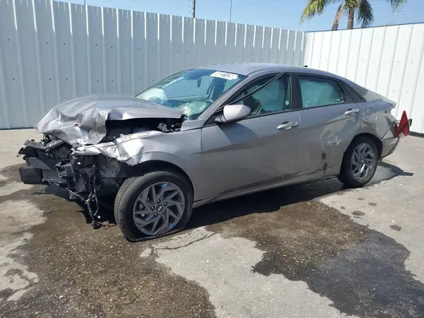 KMHLM4DG1RU651011 2024 HYUNDAI ELANTRA - Image 1