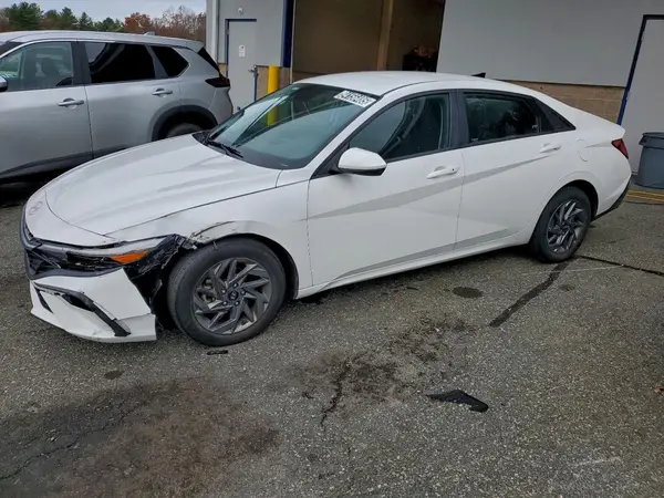 KMHLM4DG1RU651042 2024 HYUNDAI ELANTRA - Image 1
