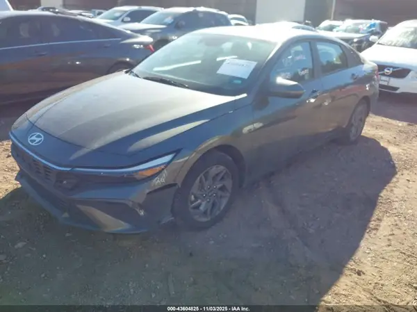 KMHLM4DG1RU655074 2024 HYUNDAI ELANTRA - Image 2