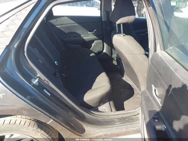 KMHLM4DG1RU655074 2024 HYUNDAI ELANTRA - Image 8