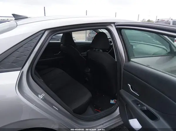 KMHLM4DG1RU657455 2024 HYUNDAI ELANTRA - Image 8