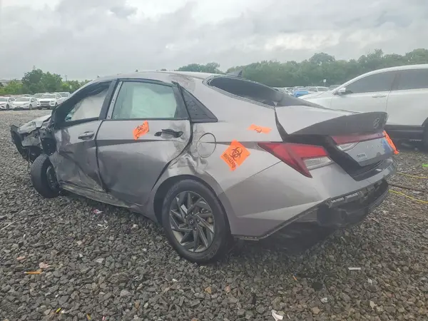 KMHLM4DG1RU657830 2024 HYUNDAI ELANTRA - Image 2