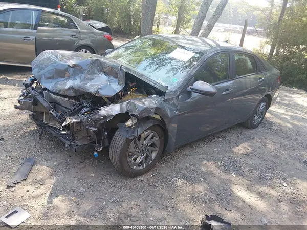 KMHLM4DG1RU658380 2024 HYUNDAI ELANTRA - Image 2