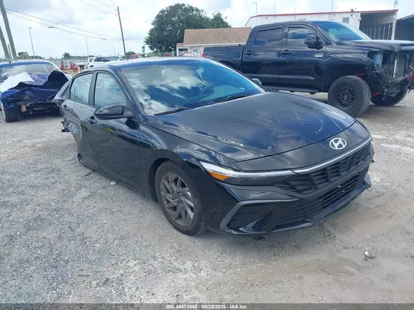 KMHLM4DG1RU659691 2024 HYUNDAI ELANTRA - Image 1