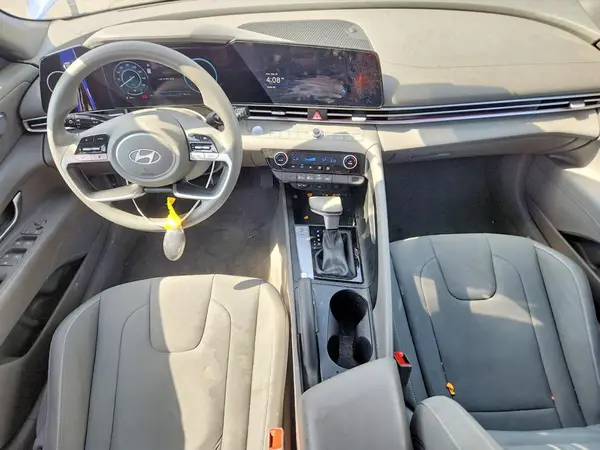 KMHLM4DG1RU664759 2024 HYUNDAI ELANTRA - Image 8