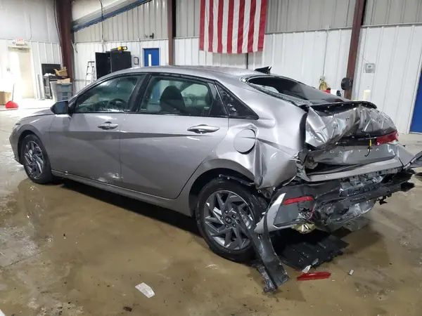 KMHLM4DG1RU669928 2024 HYUNDAI ELANTRA - Image 2