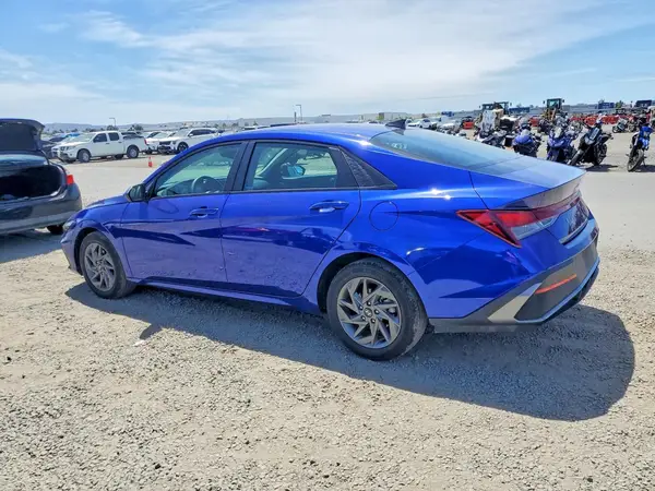 KMHLM4DG1RU671212 2024 HYUNDAI ELANTRA - Image 2