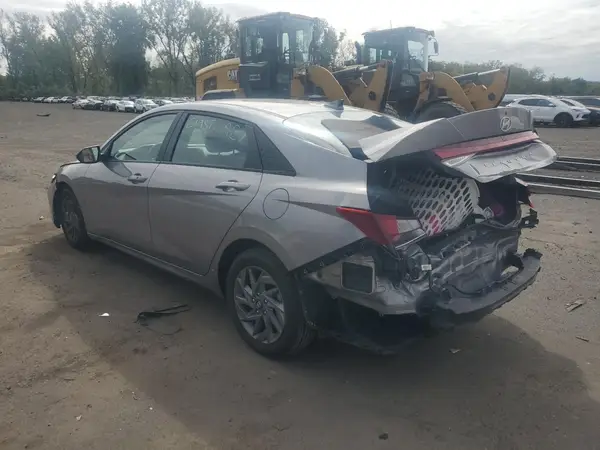 KMHLM4DG1RU673140 2024 HYUNDAI ELANTRA - Image 2