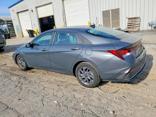 KMHLM4DG1RU673560 2024 HYUNDAI ELANTRA - Image 2