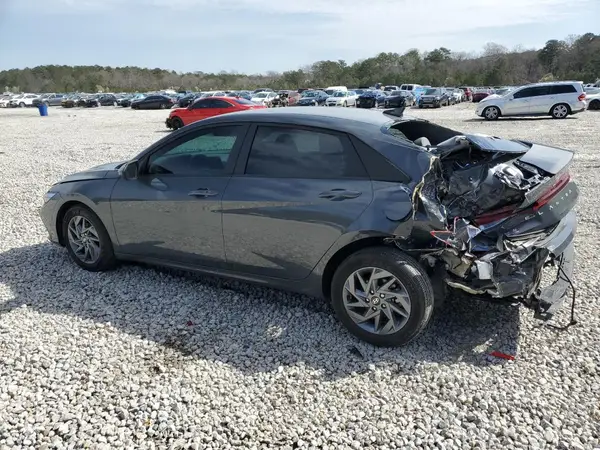 KMHLM4DG1RU692982 2024 HYUNDAI ELANTRA - Image 2