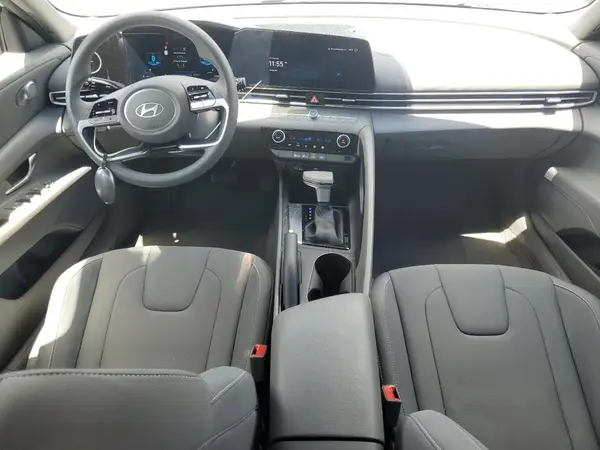 KMHLM4DG1RU693033 2024 HYUNDAI ELANTRA - Image 8