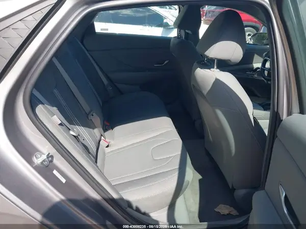 KMHLM4DG1RU695431 2024 HYUNDAI ELANTRA - Image 8