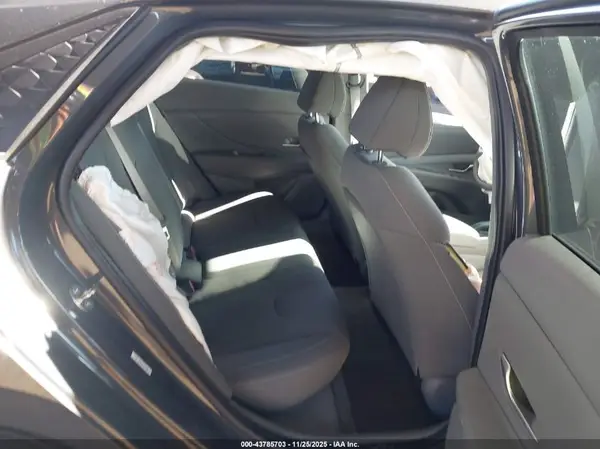 KMHLM4DG1RU697048 2024 HYUNDAI ELANTRA - Image 8