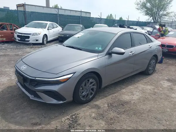 KMHLM4DG1RU697146 2024 HYUNDAI ELANTRA - Image 2