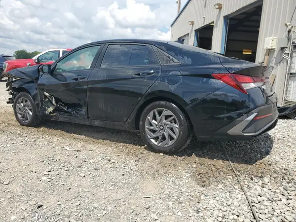 KMHLM4DG1RU707089 2024 HYUNDAI ELANTRA - Image 2