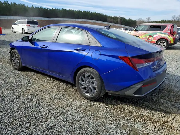KMHLM4DG1RU707805 2024 HYUNDAI ELANTRA - Image 2