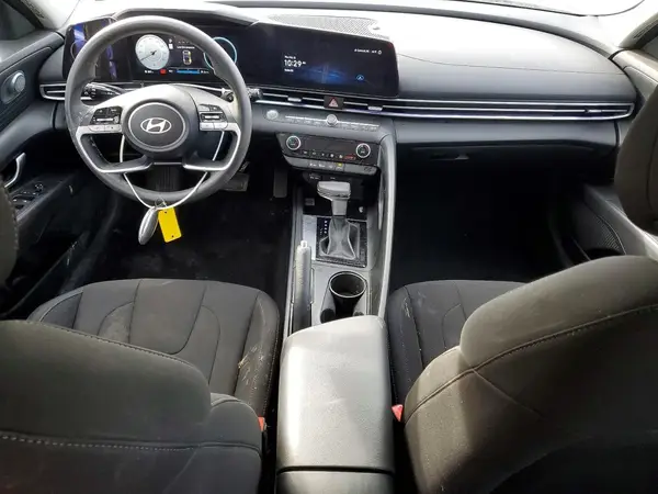KMHLM4DG1RU707805 2024 HYUNDAI ELANTRA - Image 8