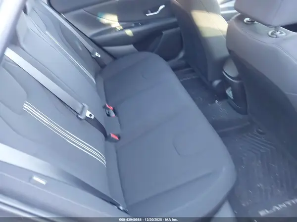 KMHLM4DG1RU709165 2024 HYUNDAI ELANTRA - Image 8