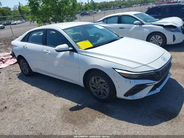 KMHLM4DG1RU721834 2024 HYUNDAI ELANTRA - Image 1