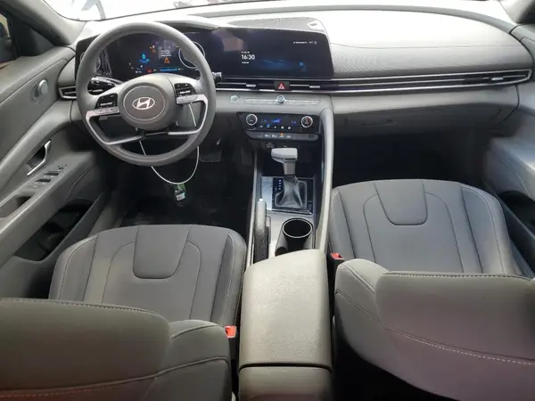 KMHLM4DG1RU730002 2024 HYUNDAI ELANTRA - Image 8