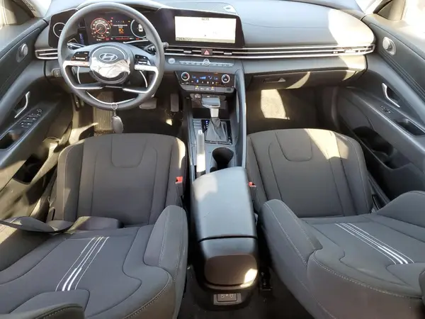 KMHLM4DG1RU730663 2024 HYUNDAI ELANTRA - Image 8