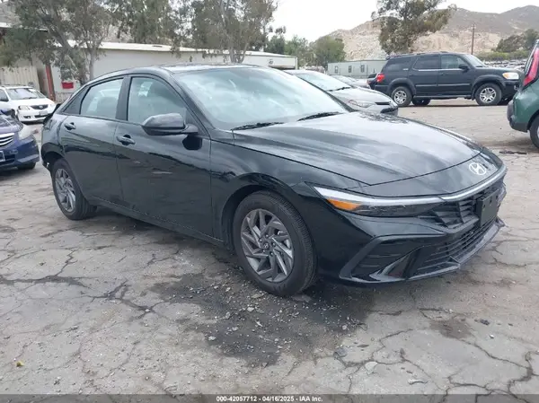 KMHLM4DG1RU730887 2024 HYUNDAI ELANTRA - Image 1