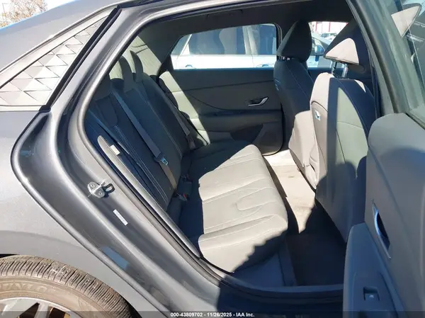 KMHLM4DG1RU730971 2024 HYUNDAI ELANTRA - Image 8