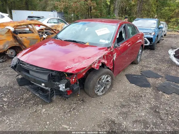 KMHLM4DG1RU733210 2024 HYUNDAI ELANTRA - Image 2