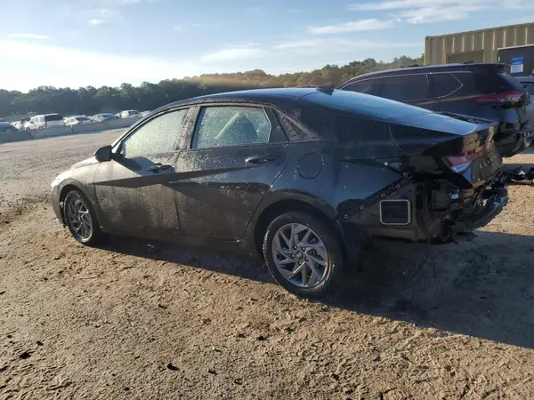 KMHLM4DG1RU735085 2024 HYUNDAI ELANTRA - Image 2