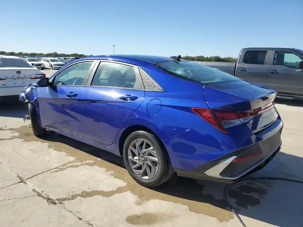 KMHLM4DG1RU739203 2024 HYUNDAI ELANTRA - Image 2