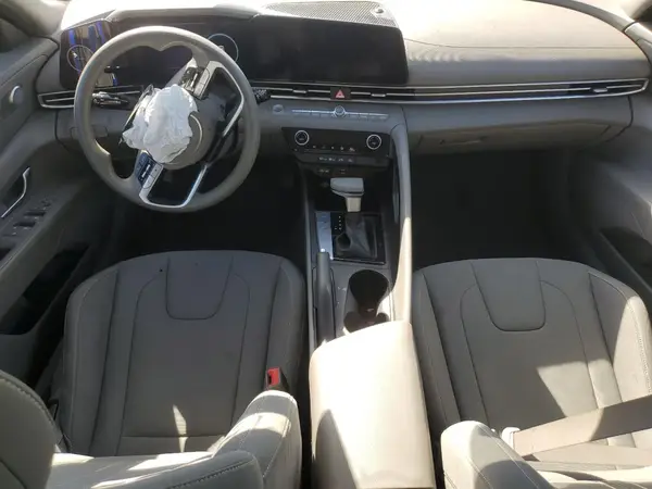 KMHLM4DG1RU739203 2024 HYUNDAI ELANTRA - Image 8