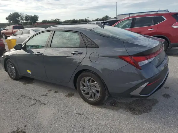 KMHLM4DG1RU740836 2024 HYUNDAI ELANTRA - Image 2