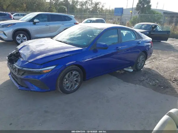 KMHLM4DG1RU744496 2024 HYUNDAI ELANTRA - Image 2