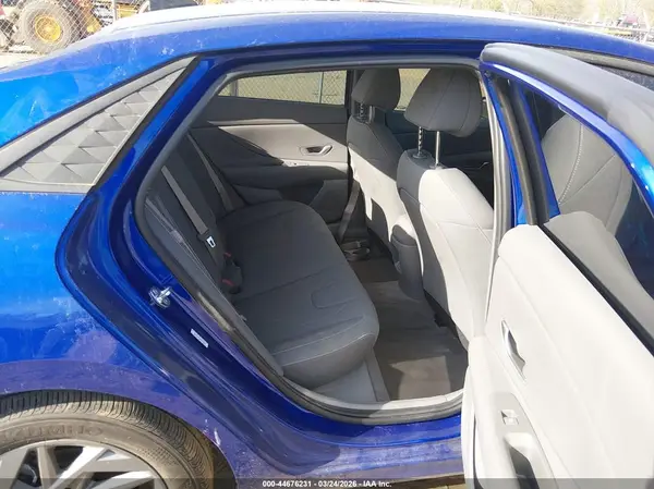 KMHLM4DG1RU744515 2024 HYUNDAI ELANTRA - Image 8