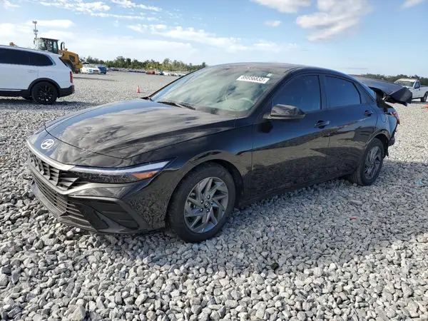KMHLM4DG1RU749469 2024 HYUNDAI ELANTRA - Image 1