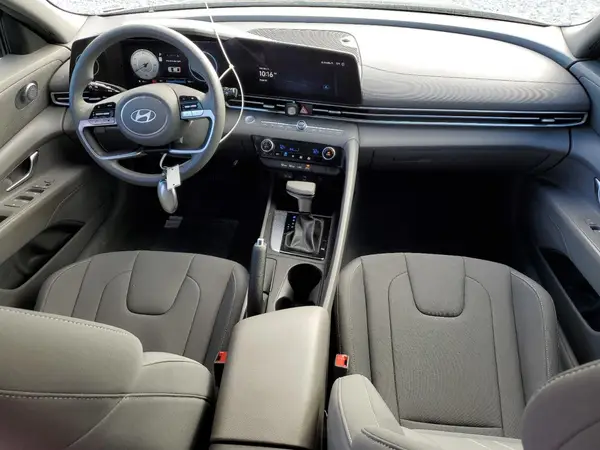 KMHLM4DG1RU749469 2024 HYUNDAI ELANTRA - Image 8